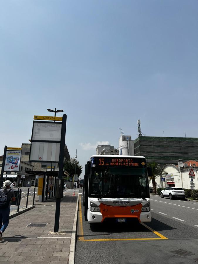 Arbi Venice Station Местре Екстериор снимка
